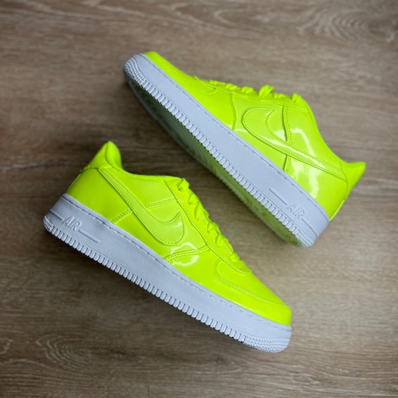 Nike Air Force One LV8 UV Light Reactive Volt Lime Yellow - Picture 4 of 8